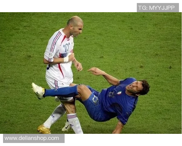 足球明星高清写真展现运动魅力与风采的完美瞬间 足球明星高清写真展现运动魅力与风采的完美瞬间